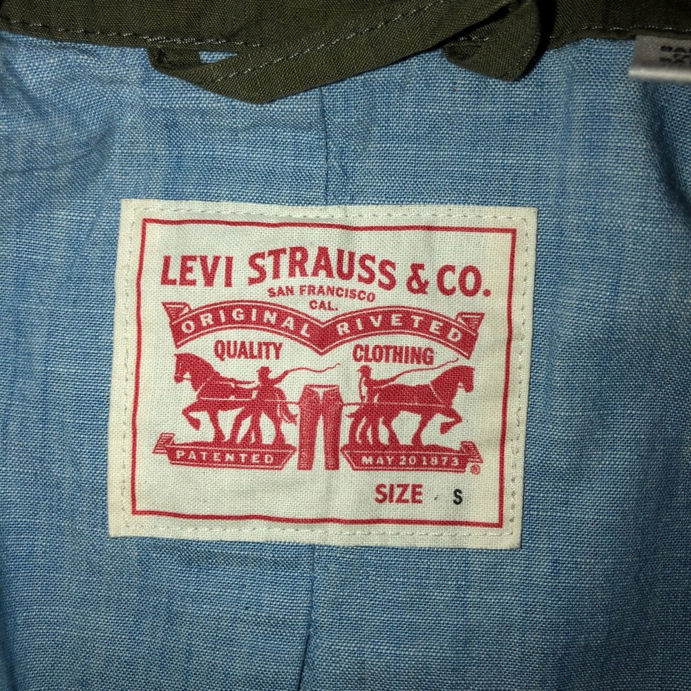 Levi’s Jacket - Picture 5 of 8